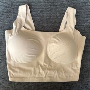 SKIMS Bra